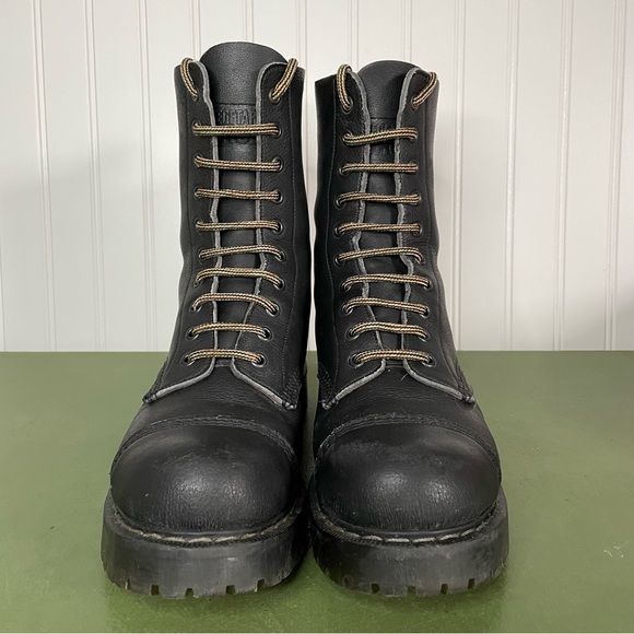 Vegetarian Shoes 10 Eyelet Work Boots in Vegan Pebbled Leather *England* - Picture 2 of 14